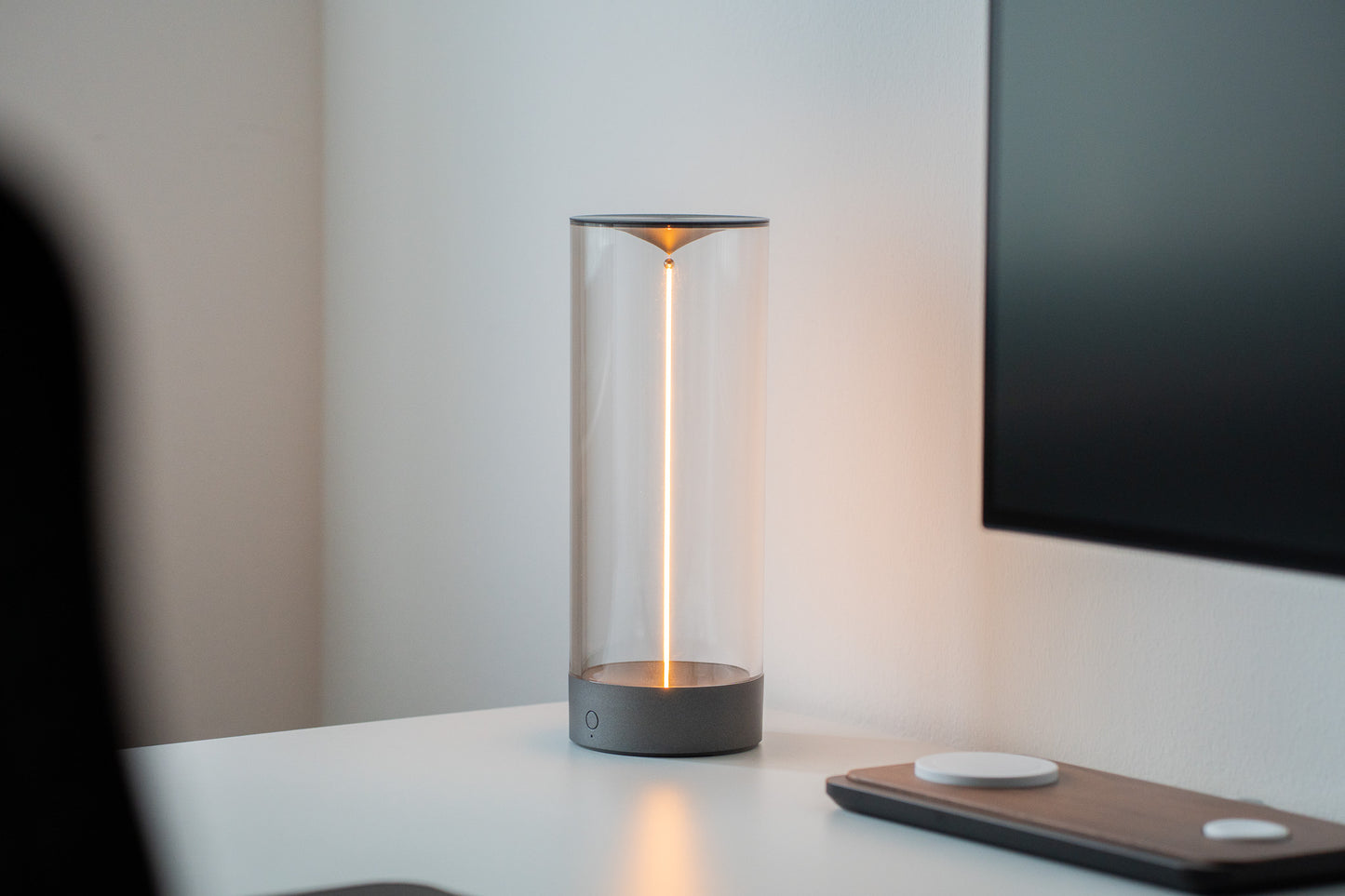 "MagLite Touch" Magnetic Desk Lamp